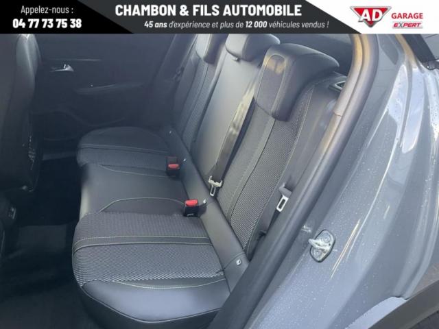 Peugeot 2008 image 8
