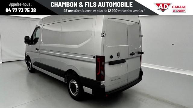 Renault Master image 8