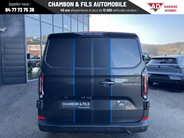 Ford Transit Custom image 3
