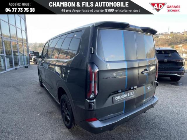 Ford Transit Custom image 2