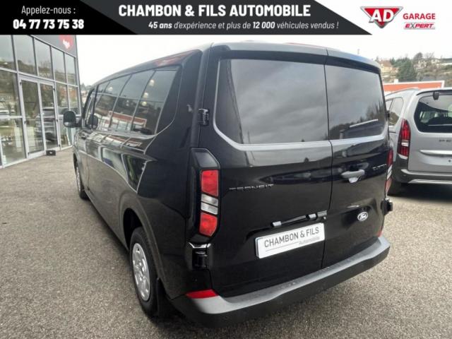 Ford Transit Custom image 6