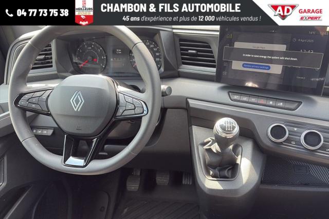 Renault Master image 8
