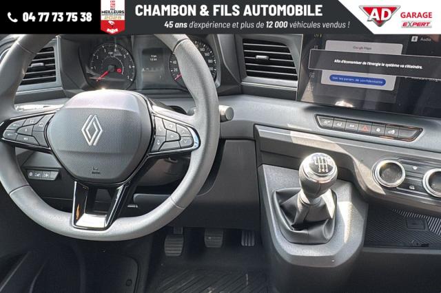 Renault Master image 1