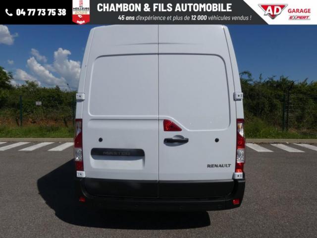 Renault Master image 8