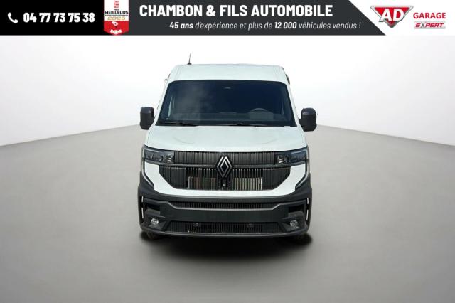 Renault Master image 2