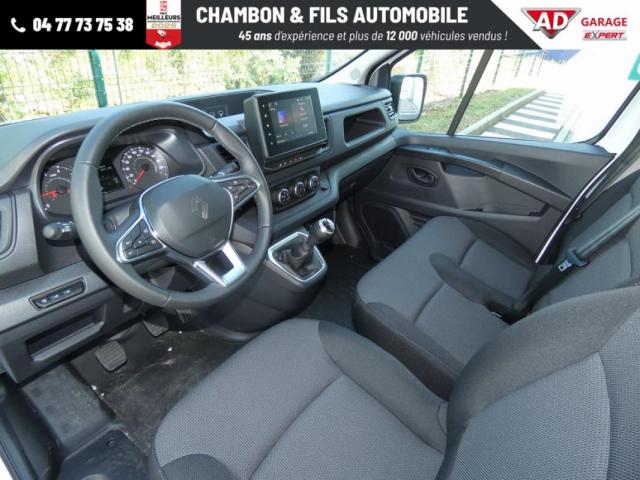Renault Trafic image 6