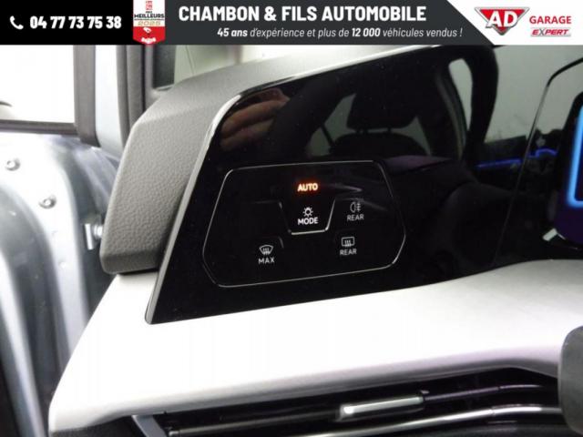 Volkswagen Golf image 6