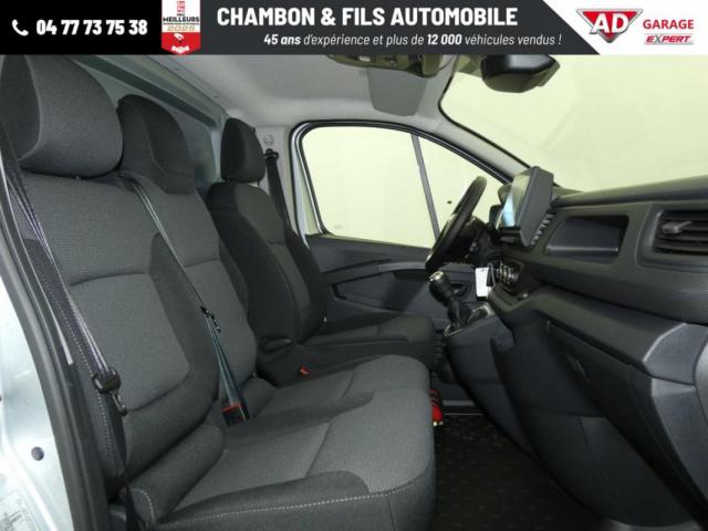Renault Trafic image 1