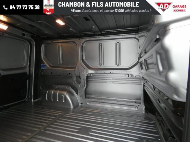 Renault Trafic image 3