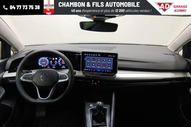Volkswagen Golf image 9