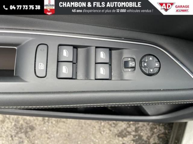 Peugeot 3008 image 2