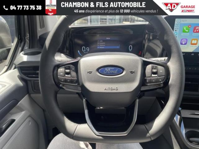 Ford Transit Custom image 8