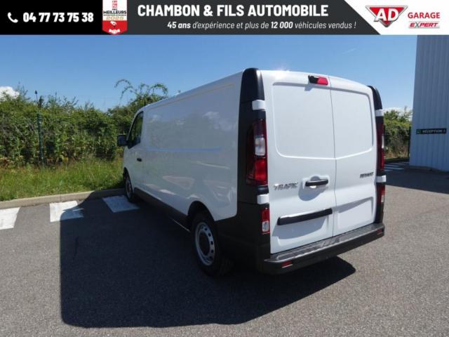 Renault Trafic image 9
