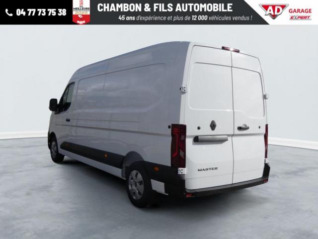 Renault Master image 9
