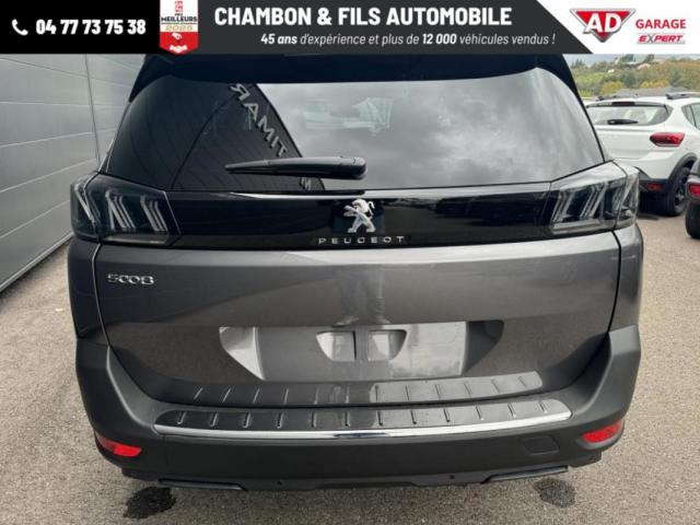 Peugeot 5008 image 1