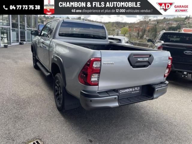 Toyota Hilux image 4