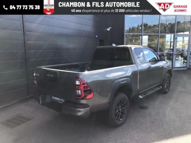 Toyota Hilux image 6