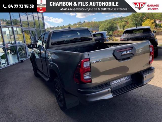 Toyota Hilux image 9