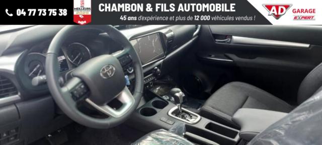 Toyota Hilux image 2