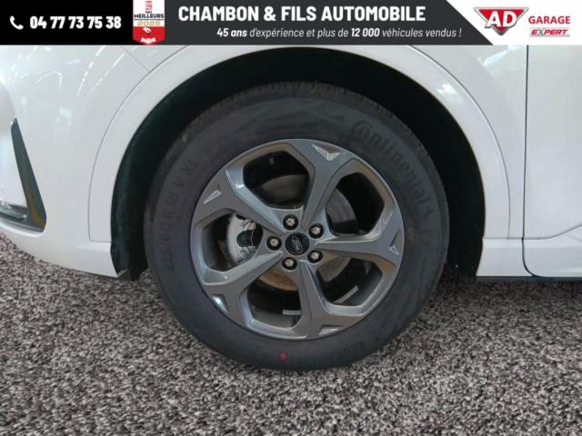 Ford Kuga image 2