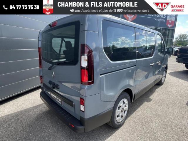 Renault Trafic image 9