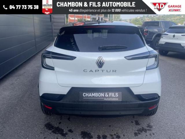 Renault Captur image 2