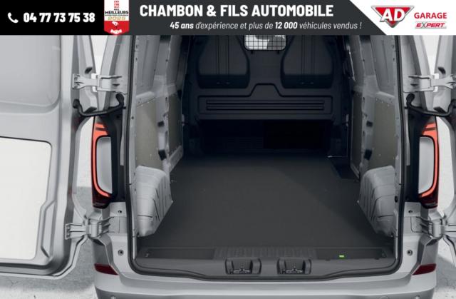 Volkswagen Transporter image 2