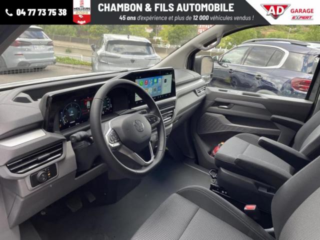 Volkswagen Transporter image 1