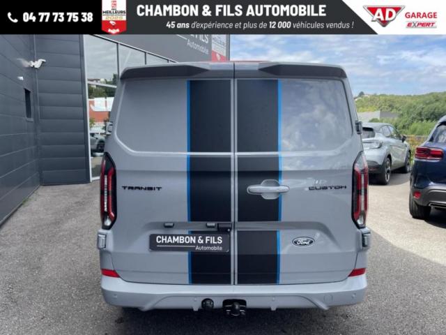 Ford Transit Custom image 3