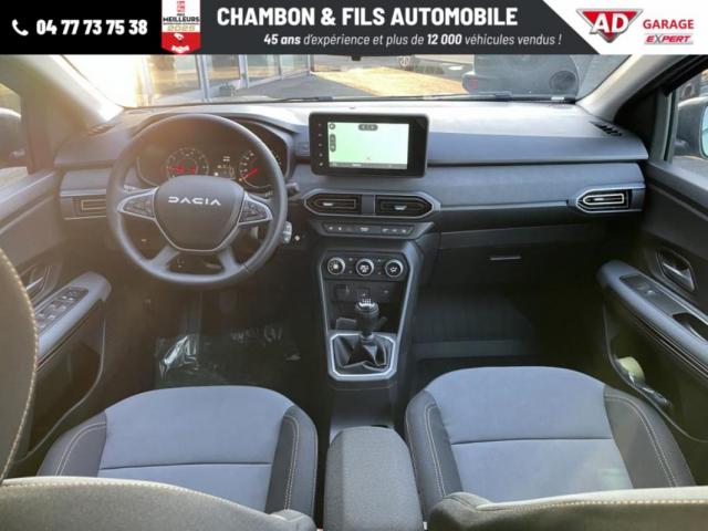Dacia Sandero image 1