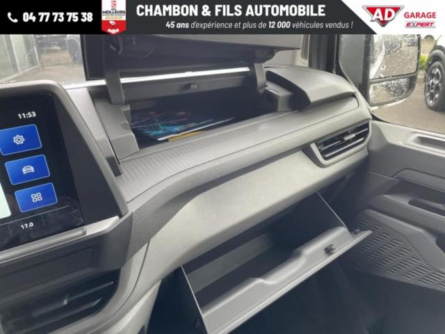 Volkswagen Transporter image 9