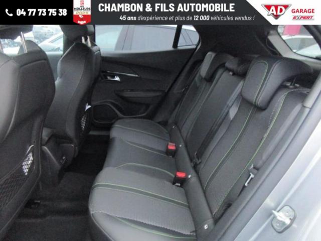 Peugeot 2008 image 7