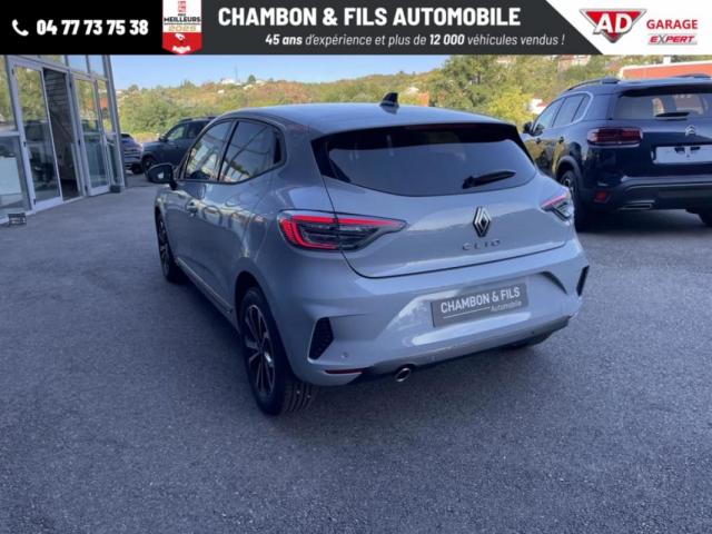 Renault Clio image 2