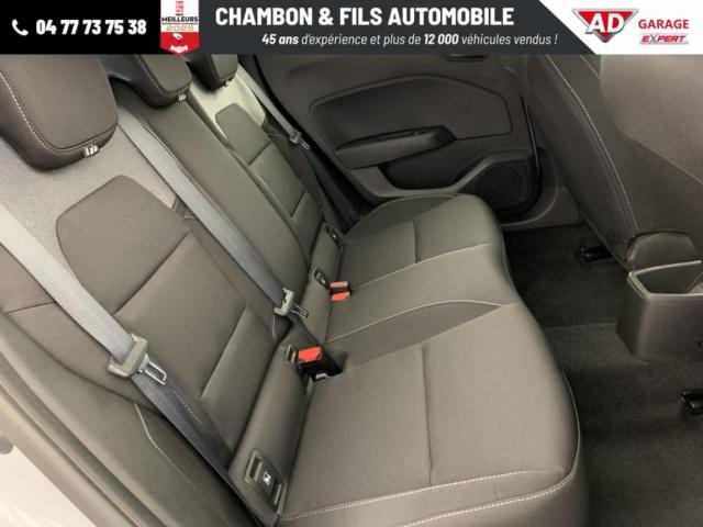 Renault Clio image 9