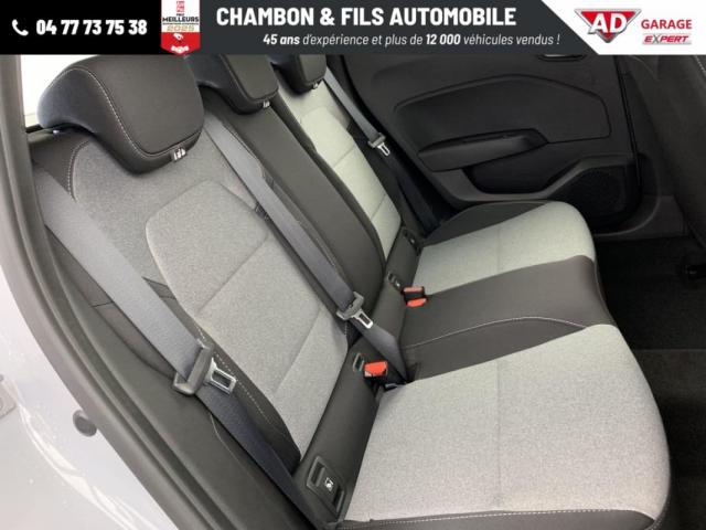 Renault Clio image 9