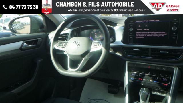 Volkswagen T-Roc image 9