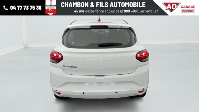 Dacia Sandero image 2