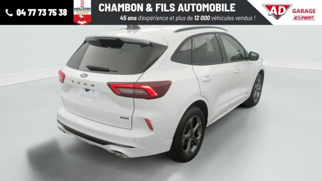Ford Kuga image 8