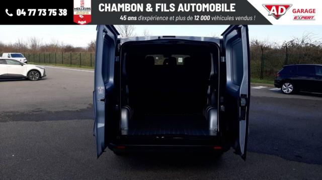 Renault Trafic image 7