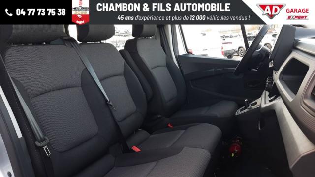 Renault Trafic image 2