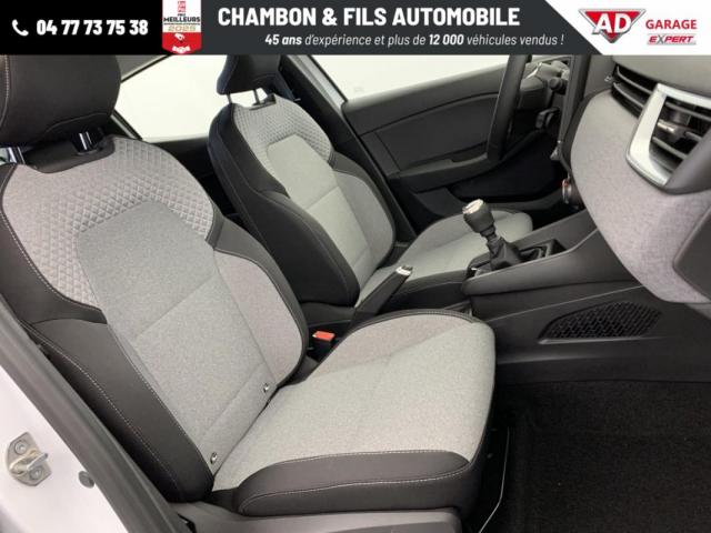 Renault Clio image 8