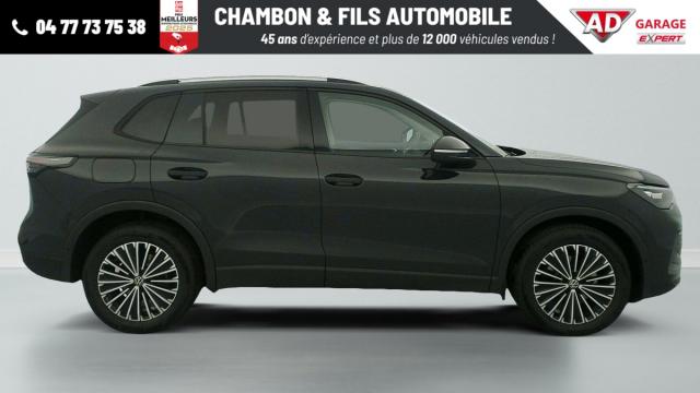 Volkswagen Tiguan image 8