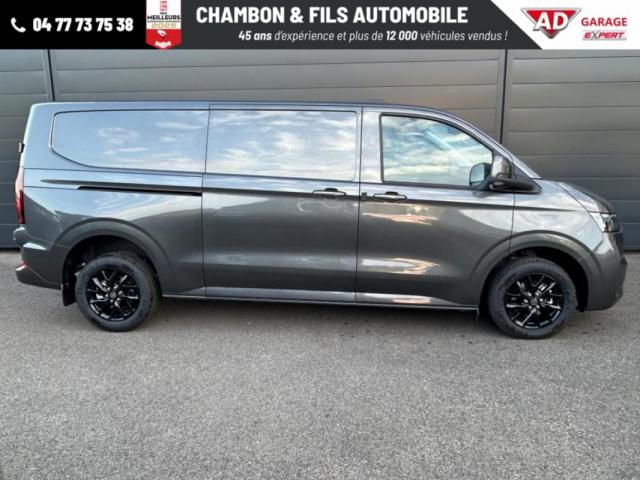Volkswagen Transporter image 5