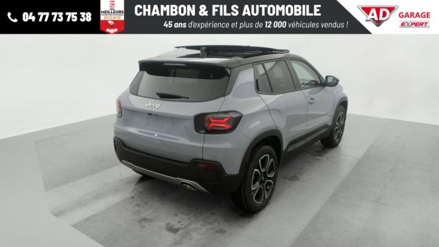 Jeep Avenger image 9