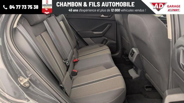 Volkswagen T-Roc image 9