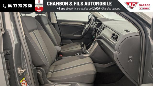 Volkswagen T-Roc image 2