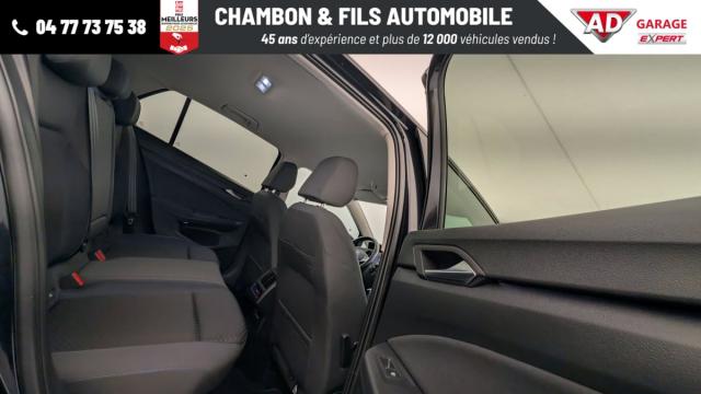 Volkswagen Golf image 6