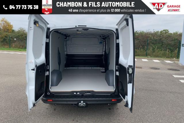 Renault Trafic image 4