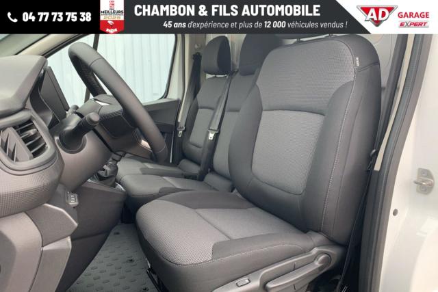 Renault Trafic image 1