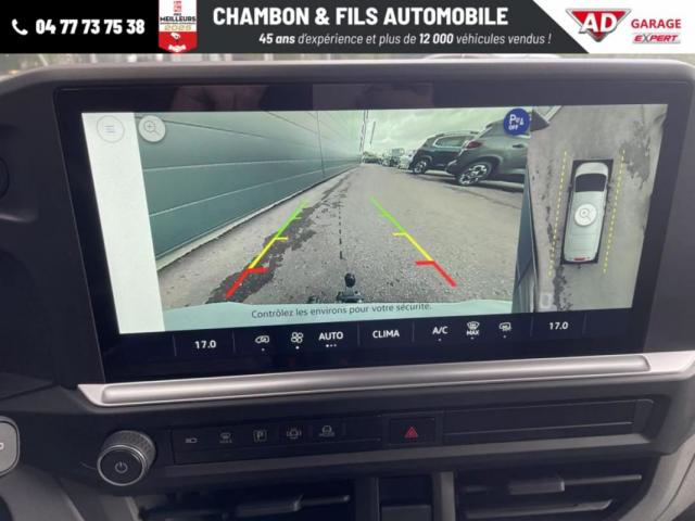 Volkswagen Transporter image 2